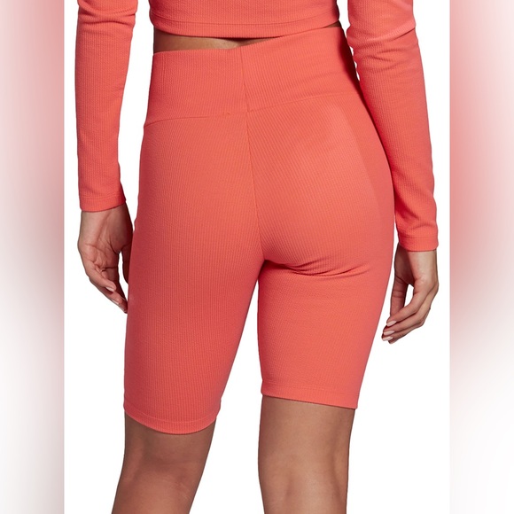 adidas Originals Women's Outdoor Utility Short Leggings NWT - Picture 2 of 12